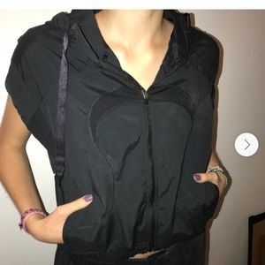 Lululemon Run with it short-sleeved jacket